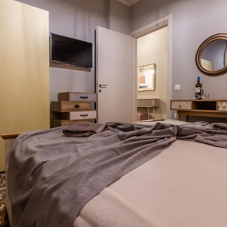 Goutadika * Λιμένας